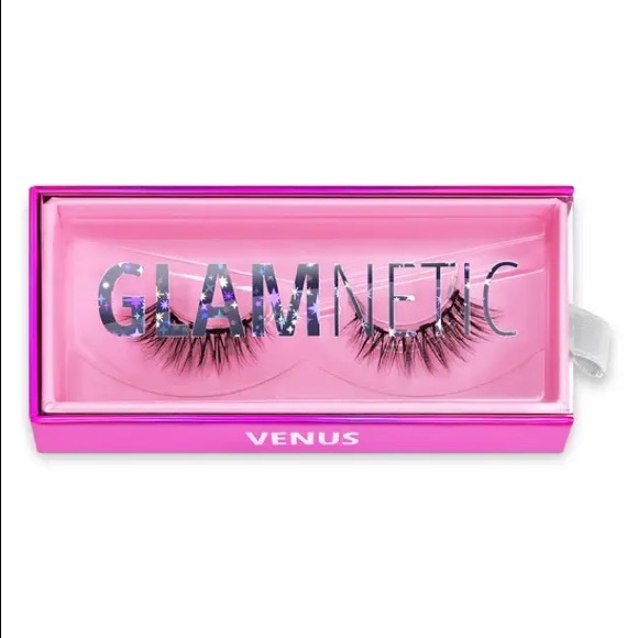 Glamnetic VENUS Magnetic Lashes: Short Cat Eye - Picture 1 of 3